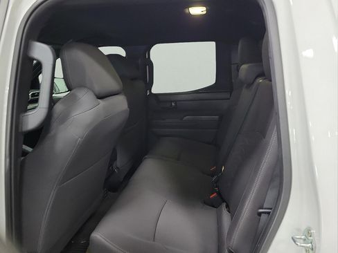 Certified 2024 Toyota Tacoma SR5 AWD/4WD image 8