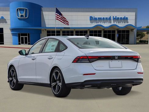 New 2026 Honda Accord SE image 2