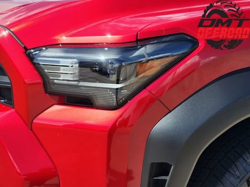 Certified 2025 Toyota 4Runner TRD Off-Road AWD/4WD image 9