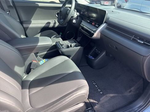 Used 2026 Hyundai Ioniq 5 Limited image 5