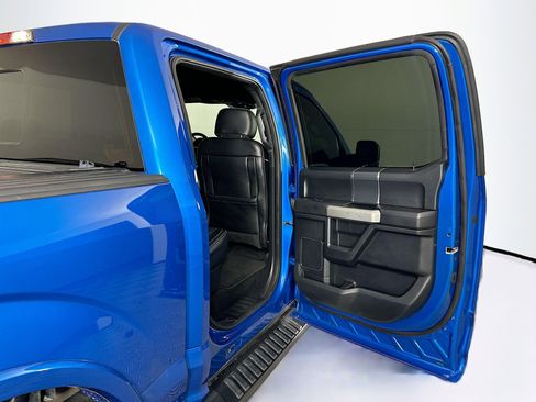 Used 2019 Ford F150 Lariat image 28