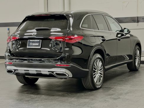 Used 2026 Mercedes-Benz GLC 300 image 12