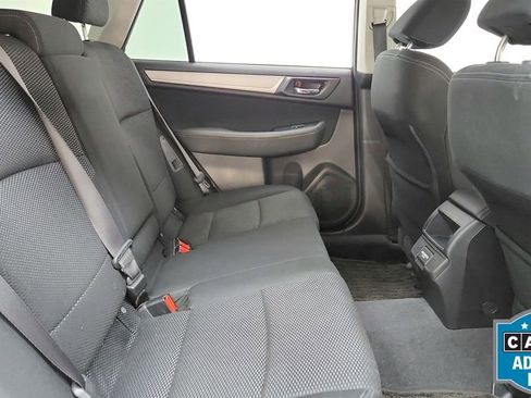 Used 2018 Subaru Outback 2.5i Premium image 44