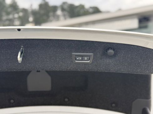 Certified 2025 BMW 430i Coupe w/ Premium Package image 19