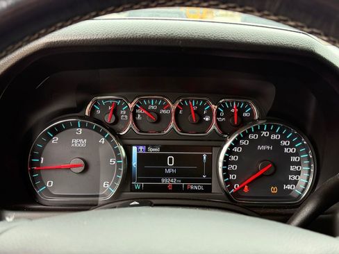 Used 2020 GMC Yukon SLT AWD/4WD image 18