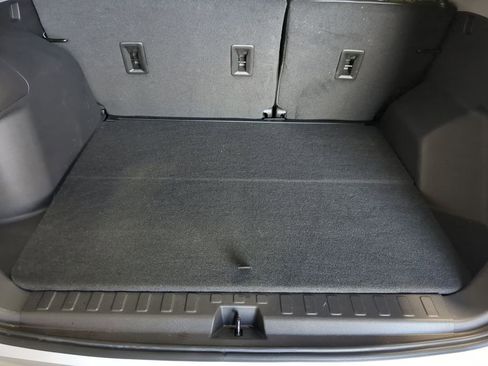 Used 2024 GMC Terrain SLT w/ Infotainment Package II FWD image 34