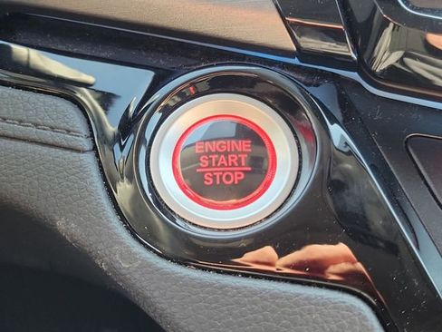 Used 2023 Honda Odyssey Touring image 29