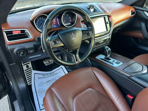 Used 2016 Maserati Ghibli S image 34