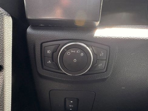 Used 2017 Ford F150 XLT w/ Equipment Group 302A Luxury AWD/4WD image 23