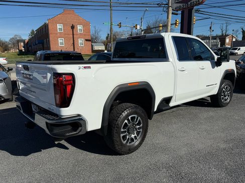 Used 2024 GMC Sierra 2500 SLE w/ SLE Value Package; image 41