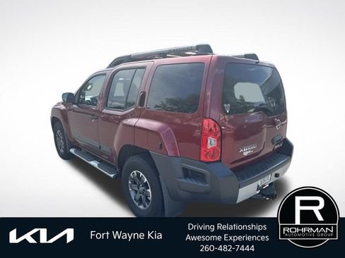 Used 2015 Nissan Xterra PRO-4X AWD/4WD image 3