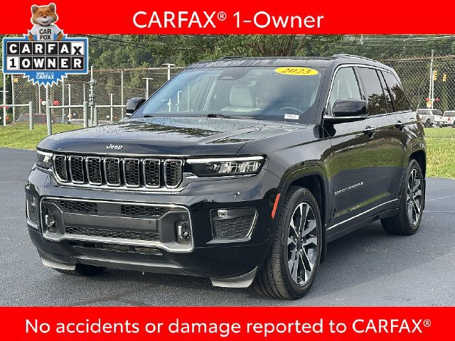 Used 2023 Jeep Grand Cherokee Overland AWD/4WD image 3