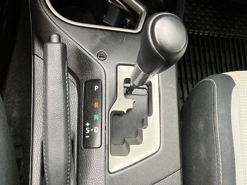 Used 2016 Toyota RAV4 XLE FWD image 21
