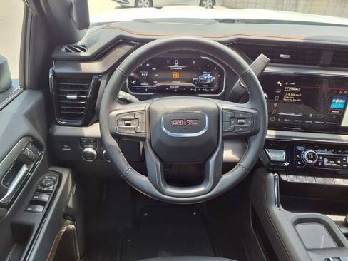 Used 2024 GMC Sierra 2500 AT4 w/ AT4 Premium Plus Package AWD/4WD image 15