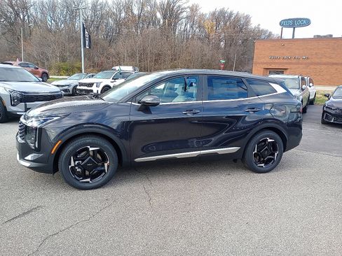 New 2026 Kia Sportage EX image 4