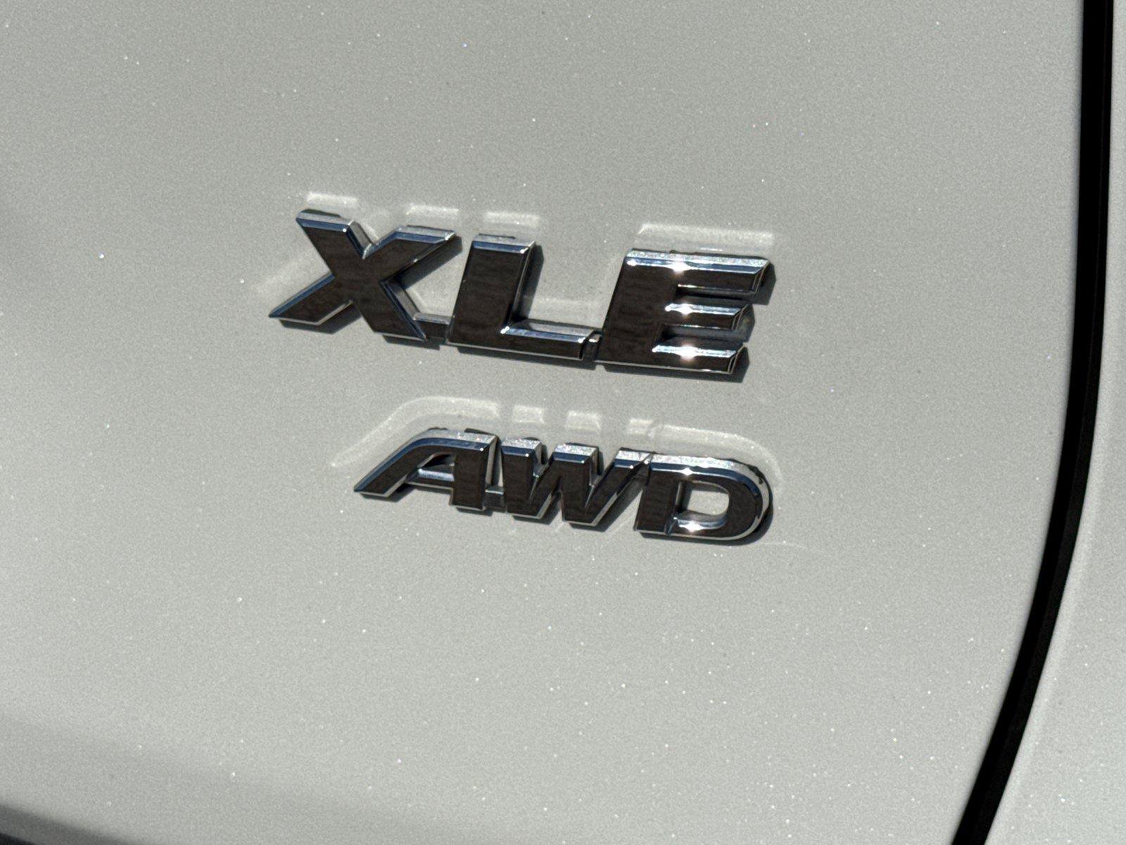 Used 2022 Toyota RAV4 XLE Premium w/ Carpet Mat Package (TMS) AWD/4WD image 14