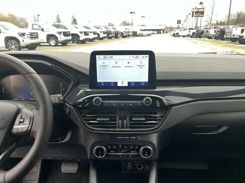 Used 2025 Ford Escape ST-Line Select image 25