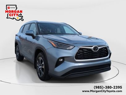 Used 2022 Toyota Highlander XSE