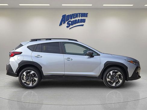 Certified 2025 Subaru Crosstrek 2.5i Limited w/ Crosstrek Mirror Package image 7