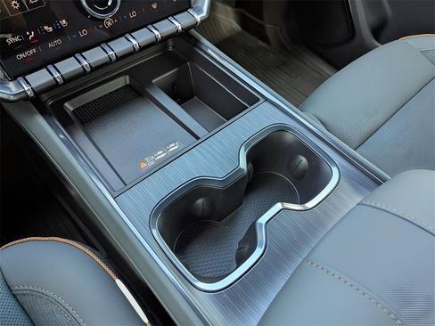 New 2026 GMC Acadia AT4 w/ Super Cruise Package image 11