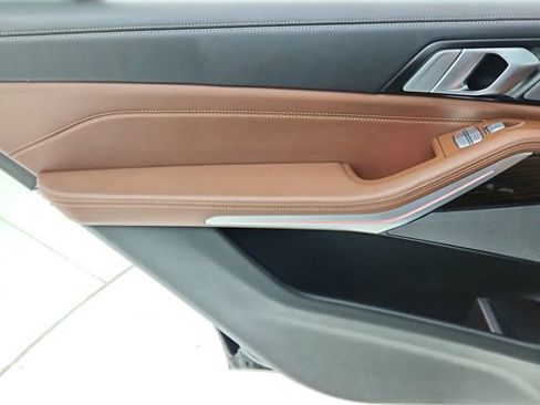 Used 2026 BMW X7 xDrive40i image 36