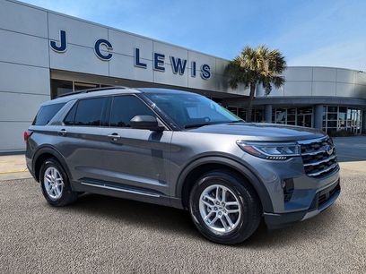 Certified 2025 Ford Explorer Active