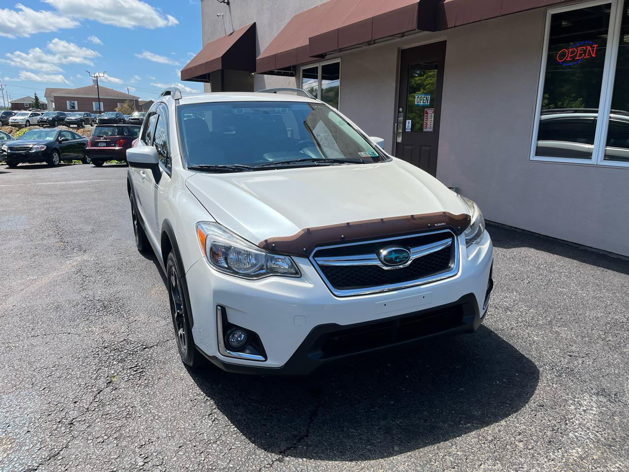 Used 2016 Subaru Crosstrek 2.0i Premium AWD/4WD image 2