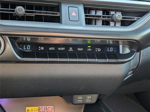 New 2026 Lexus UX 300h AWD image 25