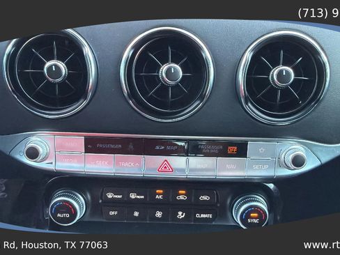 Used 2019 Kia Stinger GT2 image 48