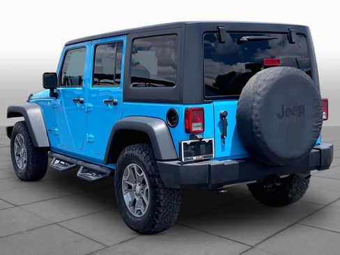 Used 2017 Jeep Wrangler Unlimited Rubicon w/ Connectivity Group AWD/4WD image 12