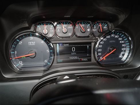 Used 2019 Chevrolet Tahoe LS image 17