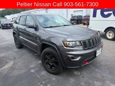Used 2017 Jeep Grand Cherokee Trailhawk AWD/4WD image 1