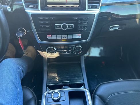 Used 2015 Mercedes-Benz ML 350 4MATIC image 33