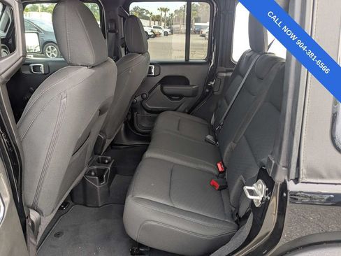 Used 2022 Jeep Wrangler Unlimited Sport AWD/4WD image 14