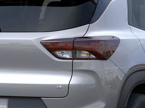New 2026 Chevrolet TrailBlazer LT w/ Convenience Package FWD image 35