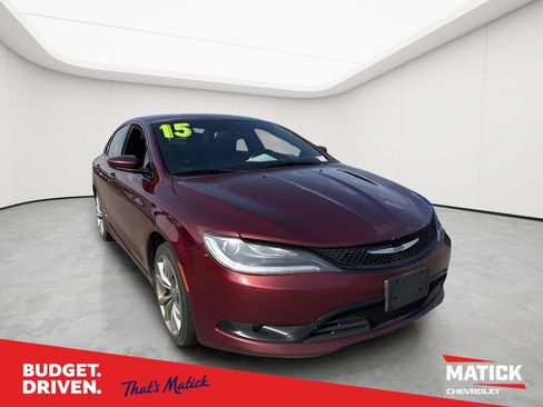 Used 2015 Chrysler 200 S FWD image 1