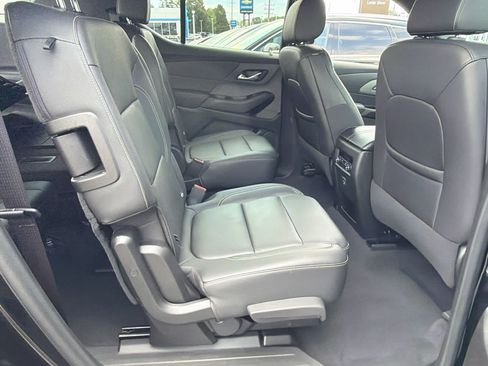 Certified 2024 Chevrolet Traverse LT w/ LPO, Floor Liner Package AWD/4WD image 23