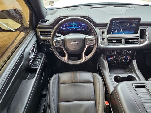 Used 2024 Chevrolet Suburban RST w/ Luxury Package AWD/4WD image 30