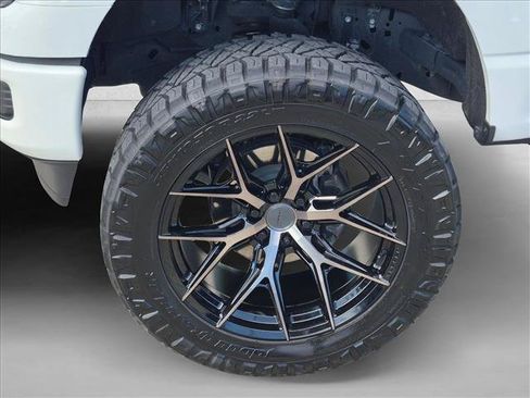 Used 2025 Ford F150 Lariat w/ Equipment Group 502A High AWD/4WD image 25