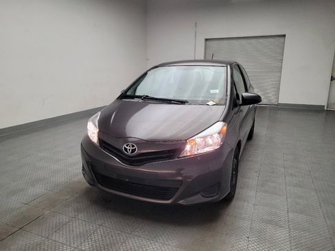 Used 2014 Toyota Yaris L FWD image 15