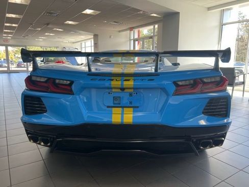 Used 2023 Chevrolet Corvette Stingray Premium Cpe w/ Z51 Performance Package image 6