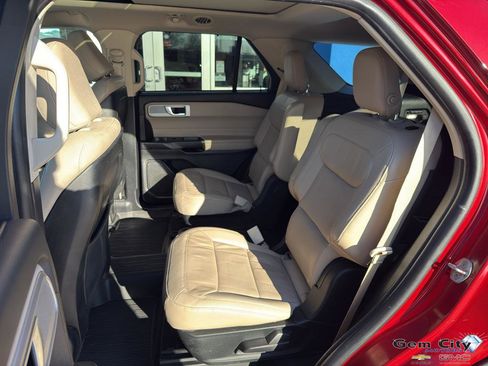 Used 2020 Ford Explorer Limited w/ Class III Trailer Tow Package image 14