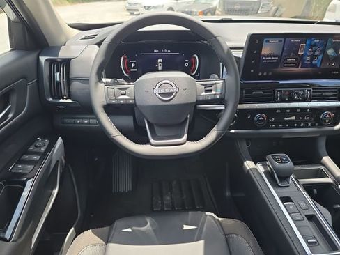 New 2026 Nissan Pathfinder SL FWD image 14