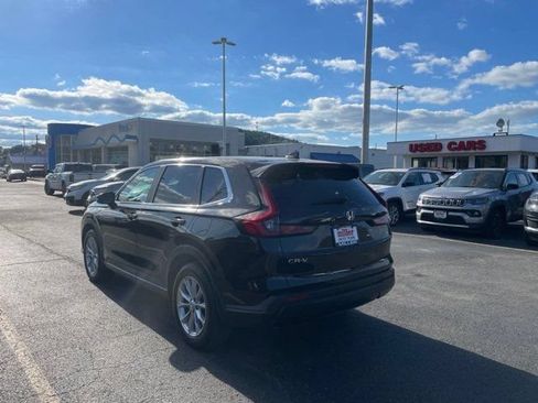 Used 2024 Honda CR-V EX image 5