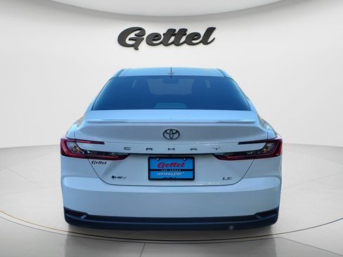 Used 2025 Toyota Camry LE w/ Convenience Package FWD image 5