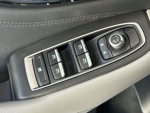 Used 2022 Subaru Outback Limited image 13