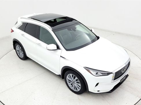 Used 2023 INFINITI QX50 Luxe AWD/4WD image 19