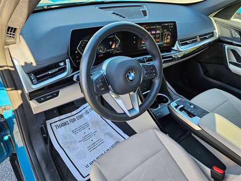 Used 2025 BMW X1 xDrive28i w/ Convenience Package image 9