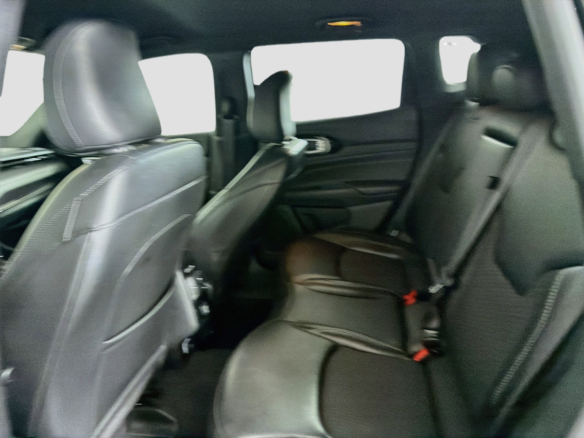 Used 2023 Jeep Compass Latitude AWD/4WD image 25