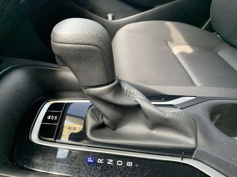 Used 2024 Toyota Corolla LE FWD image 25